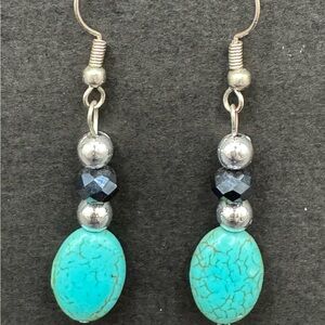Silvertone Turquoise Magnesite Dangle Earrings Fishhook Style 2” Lightweight